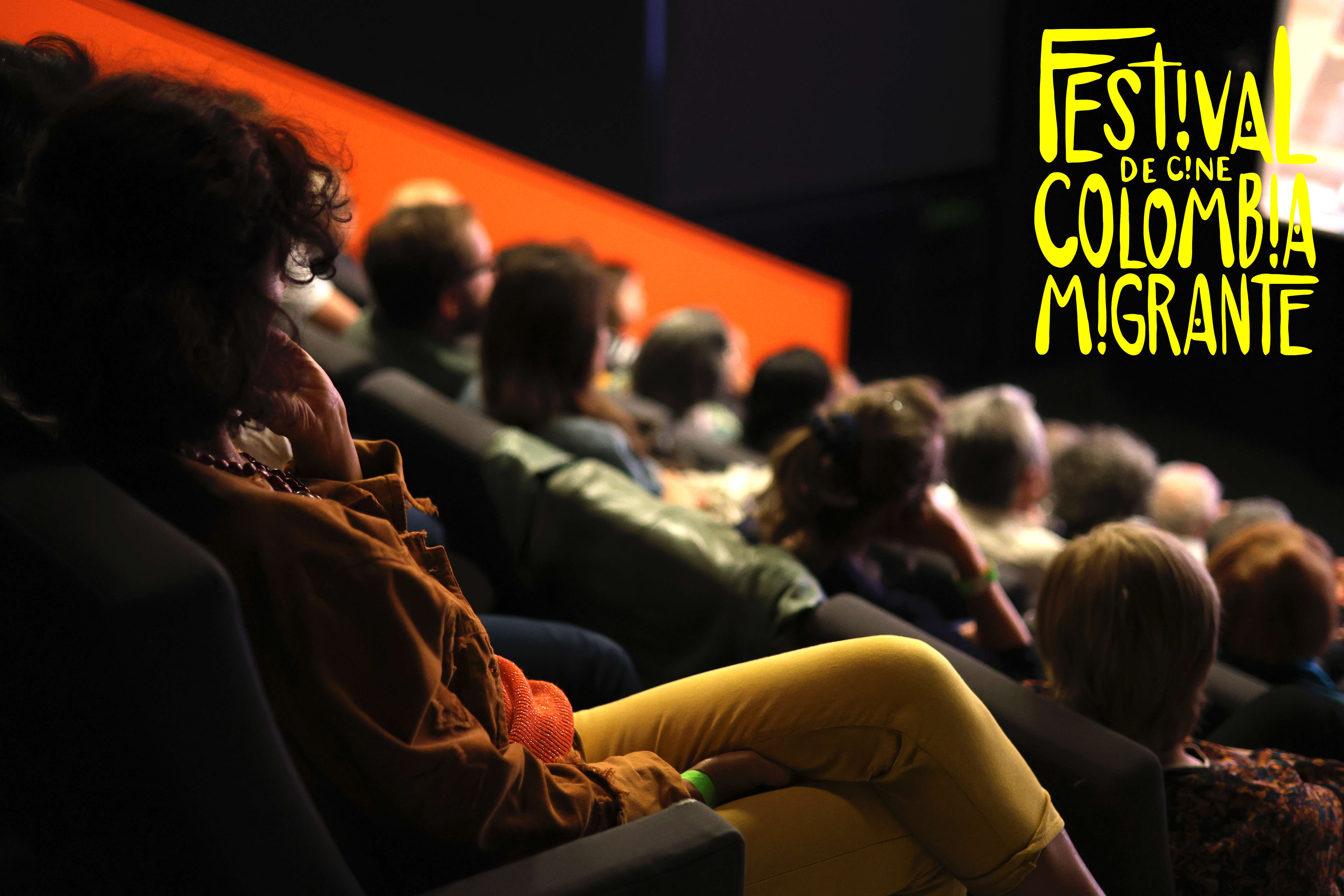 Público en un evento de MigrArte